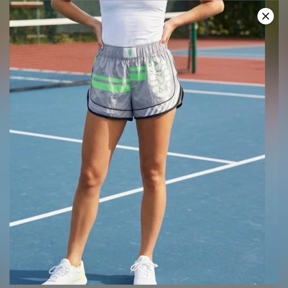 New FP Movement Free People Varsity Blues Icon Logo Workout Shorts sz XS